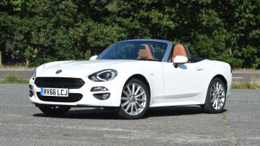 Fiat 124 Spider - front static