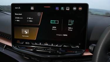 Cupra Tavascan - infotainment screen