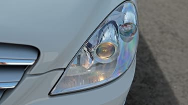 Used Mercedes B-Class - front light