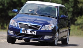 Skoda Fabia 1.2 TSI Elegance front cornering