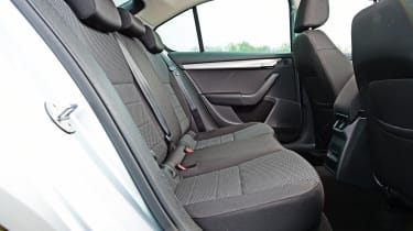 2015 Skoda Octavia - rear seats