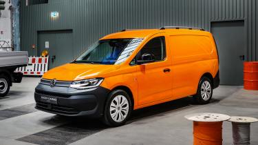 New VW Caddy Cargo - front 3/4