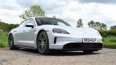 Porsche Taycan - front corner static