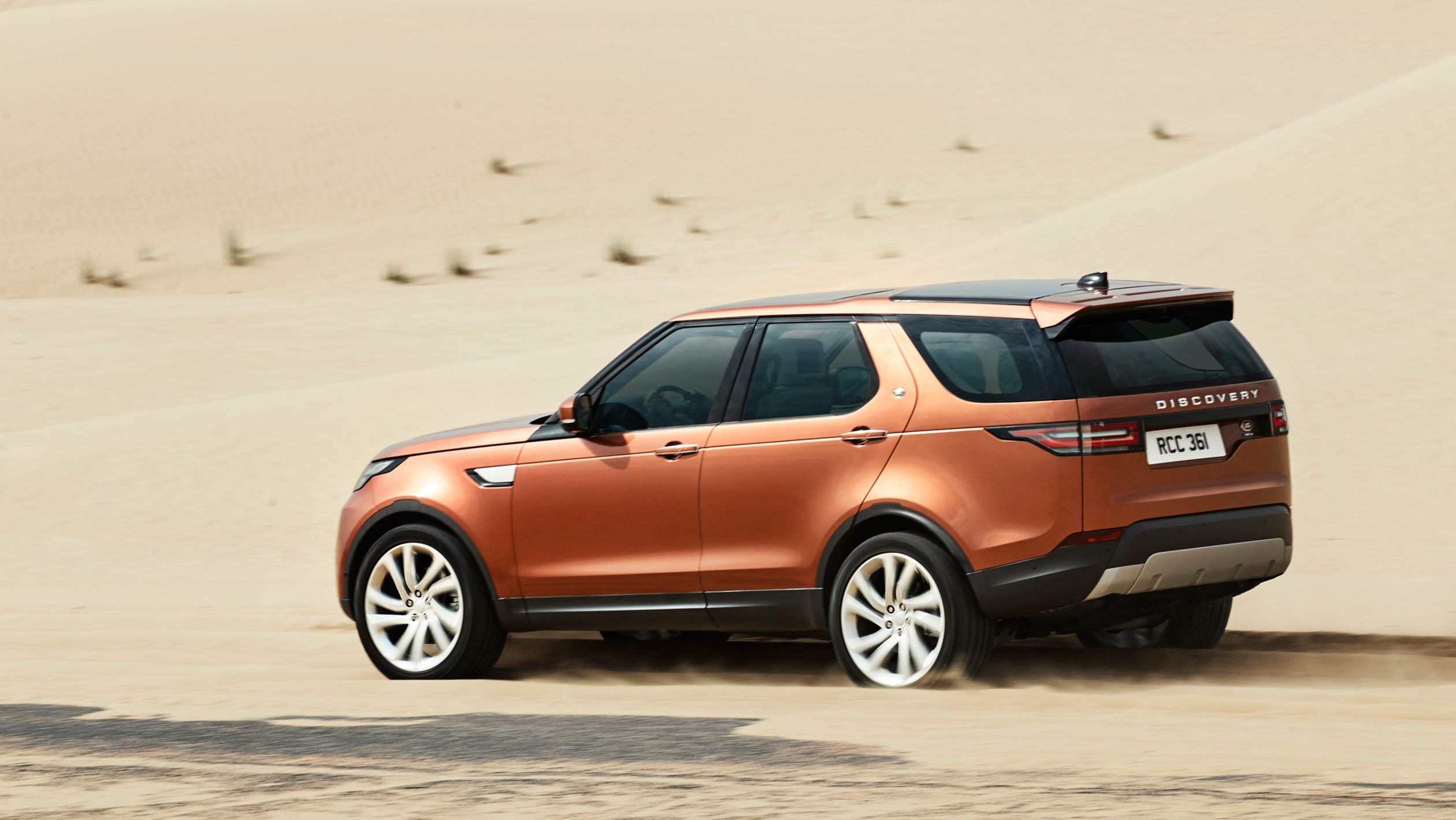 New Land Rover Discovery 2017 - official pictures | Auto Express