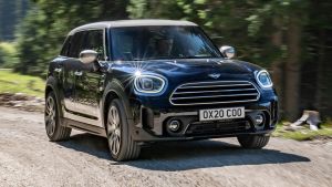 MINI%20Countryman%20facelift%202020.jpg