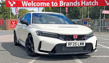 Honda Civic Type R long-term - front 3/4 at Brands Hatch