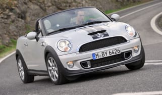 MINI Roadster Cooper S front cornering