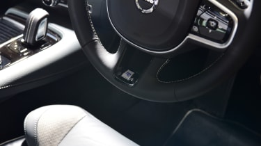 Volvo S60 T8 - Long term test interior