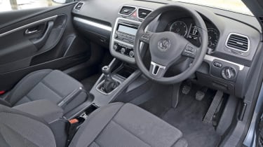 Volkswagen Eos interior