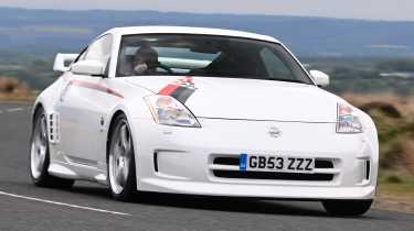Nissan Nismo cars - 350 Z front cornering