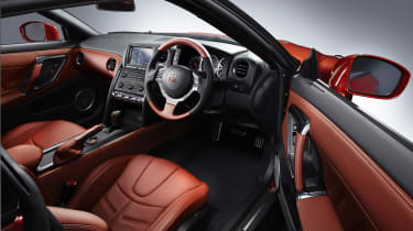 Nissan GT-R 2014 front seats