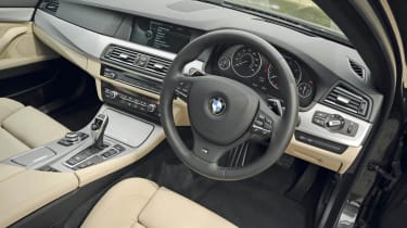 BMW 520d SE interior