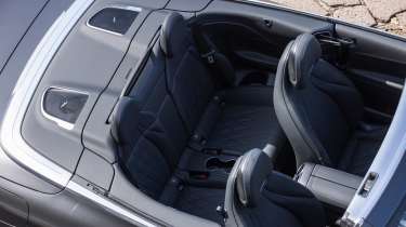 Mercedes CLE 300 Cabriolet - rear seats