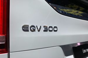 Mercedes EQV - badge