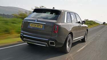 Rolls-Royce Cullinan Series II - rear tracking