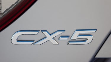 Mazda CX-5 2.2D badge