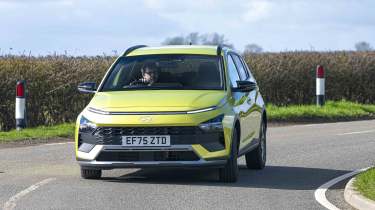 Hyundai Bayon - front cornering, alt