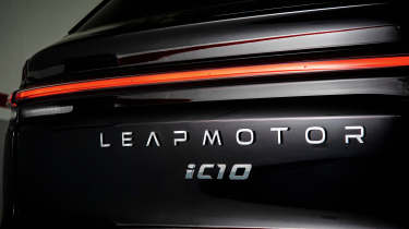 Leapmotor i C10 Irmscher - tailgate badging