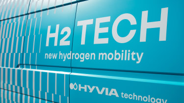 Hydrogen-powered Renault Master Van - livery