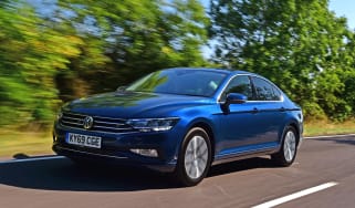Volkswagen Passat front