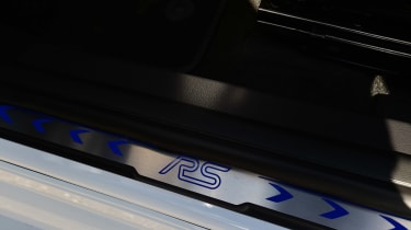 Ford Focus RS first UK drive - sill