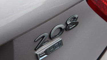 Peugeot 208 e-HDi badge