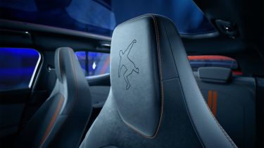 Ford Capri designed by Eric Cantona - headrest
