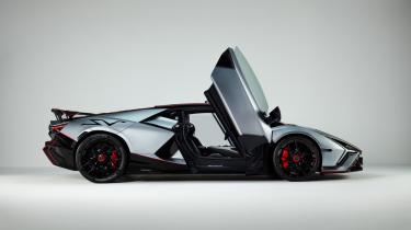 Lamborghini Revuelto SV - side doors open