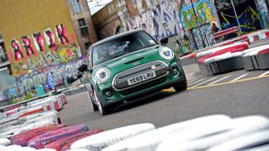 MINI%20Electric%20long%20termer%20second%20report-4.jpg