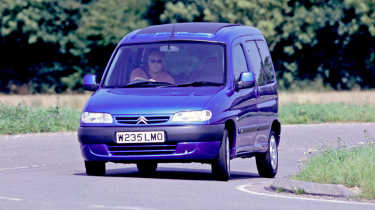 Citroen Berlingo - front cornering