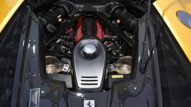 Ferrari 849 Testarossa - engine