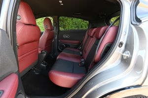 Honda HR-V Sport - rear seats