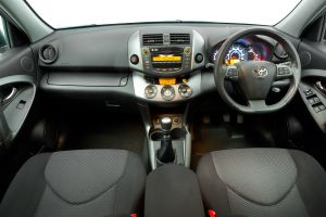 Used Toyota RAV4 - dash