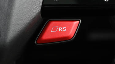 Audi RS 3 - RS button