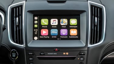 Ford Edge - Apple CarPlay