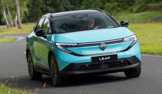 Nissan Leaf - front action
