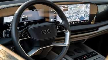Audi Q7 - steering wheel