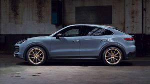 Porsche Cayenne Turbo GT - side static