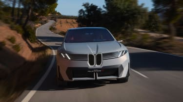 BMW Vision Neue Klasse X concept - full front action