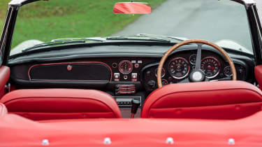 Electric Aston Martin DB6 Mk2 Volante - interior