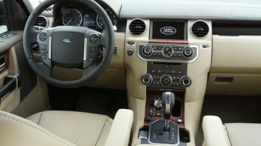 2013 Land Rover Discovery 4 dash