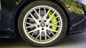 Porsche%20Panamera%20prototype-9.jpg