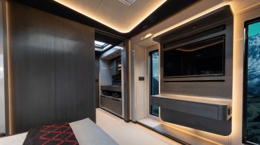 Brabus Big Boy 1200 - layout