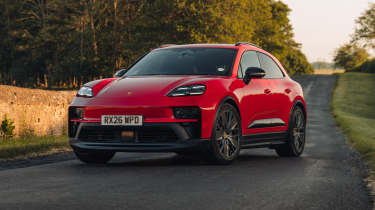 Porsche Macan GTS - front static