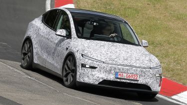 Tesla Model Y Performance - dynamic front 3/4