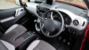 Peugeot Partner Tepee interior