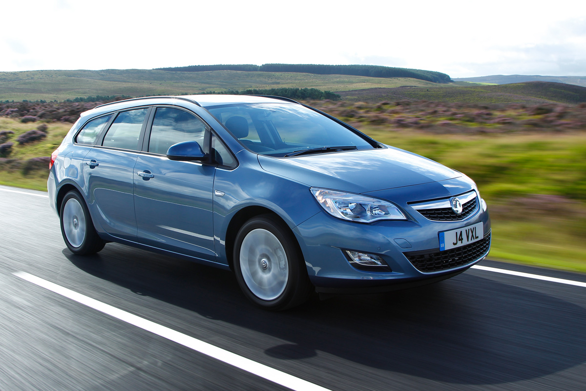 vauxhall astra sports tourer accessories