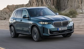 BMW X5 50e - front tracking