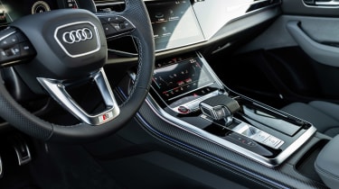 Audi SQ8 - interior
