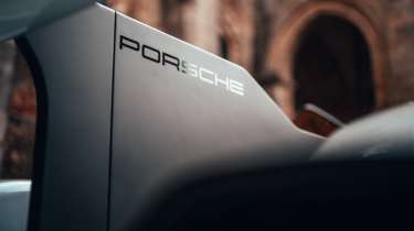 Porsche 963 RSP - Porsche logo rear wing